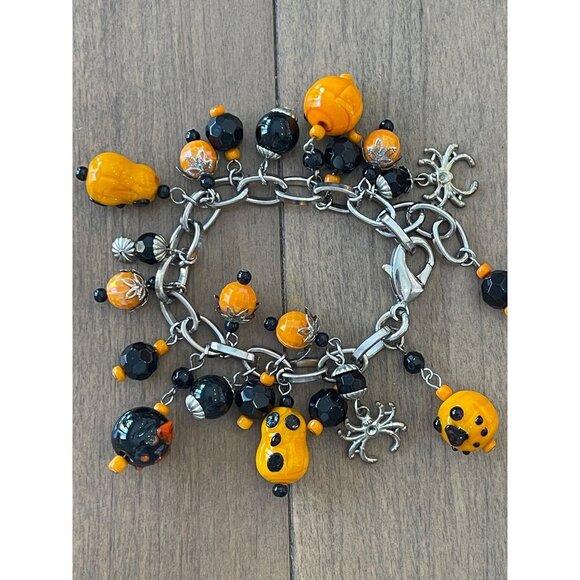 Jewelry - Halloween Charm Bracelet Silver Tone Pumpkin & Spider Glass Beads